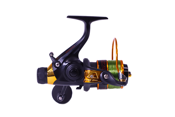 Катушка б/ин с системой бейтранер "Волжанка Карп Мастер 3000" (5+1 подш);(0.26мм/150м)