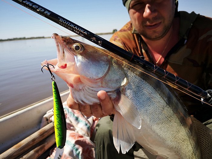 Спиннинг "Волжанка Джерк" тест до  60гр 2.1м (2 секции) (IM7)
