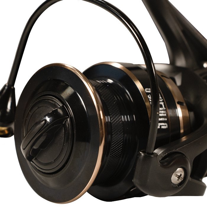 Катушка "Volzhanka Stalker 4000" (5+1 подш) 0.285мм/140м