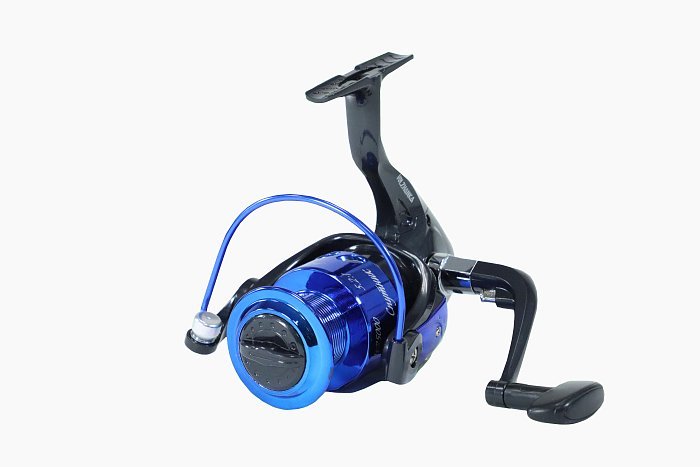 Катушка б/ин "Волжанка Спутник WR 2000" (3 подш);(0.18мм/220м)