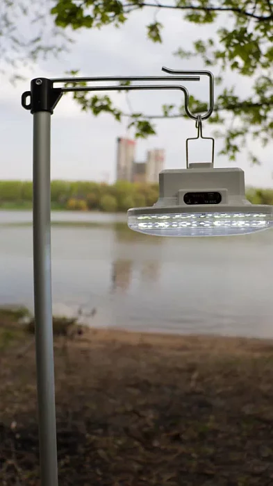 Тренога универсальная "Assistant" для подвеса фонаря-репелентов